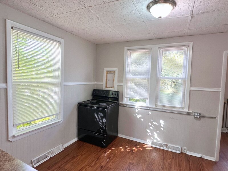 3728 Chicago Road Steger IL 60475