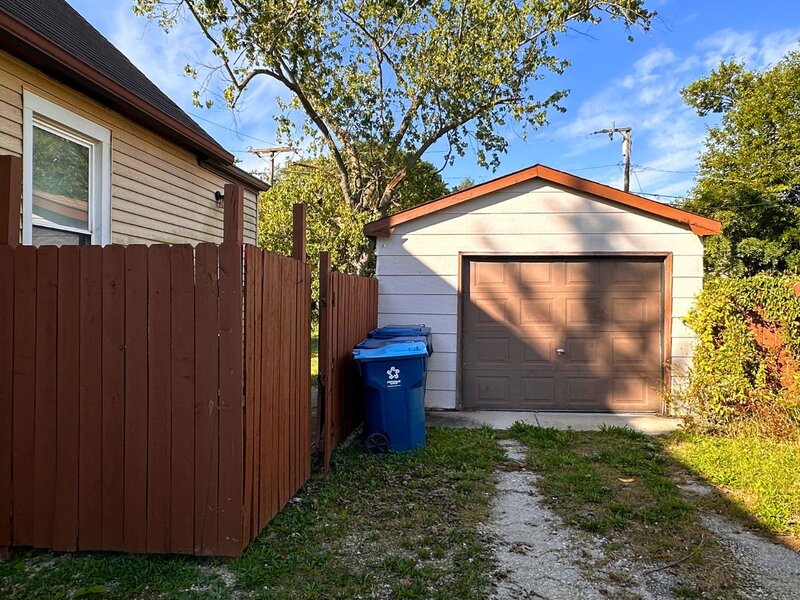 3728 Chicago Road Steger IL 60475