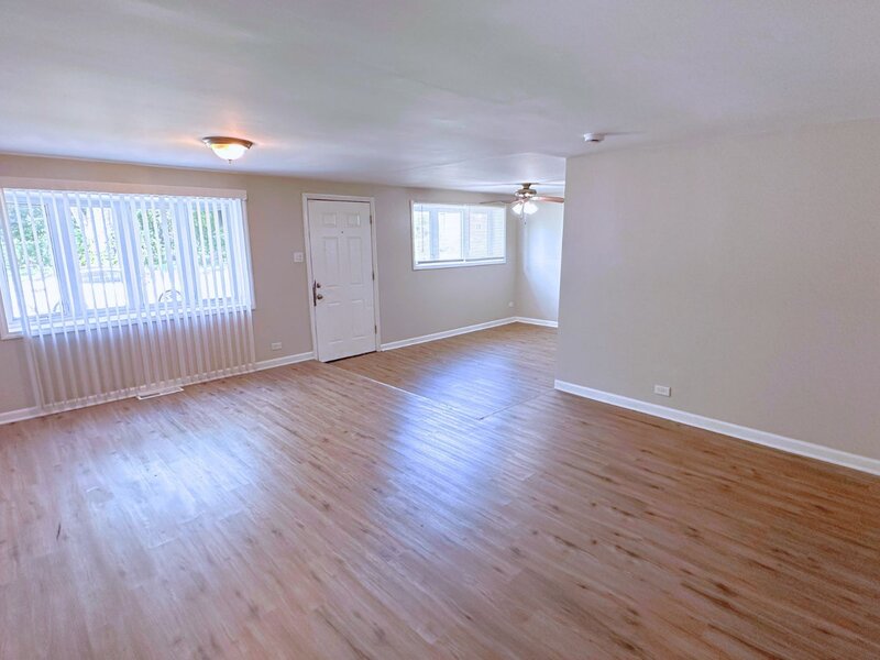 14039 S Claire Boulevard Robbins IL 60472