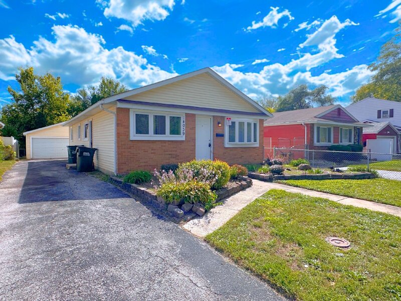 14039 S Claire Boulevard Robbins IL 60472