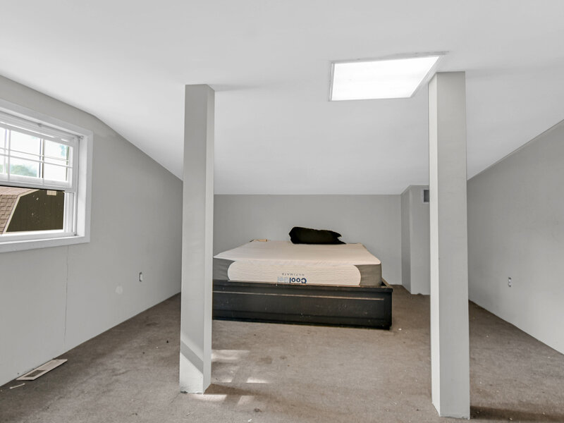 8622 W 90th Place Hickory Hills IL 60457