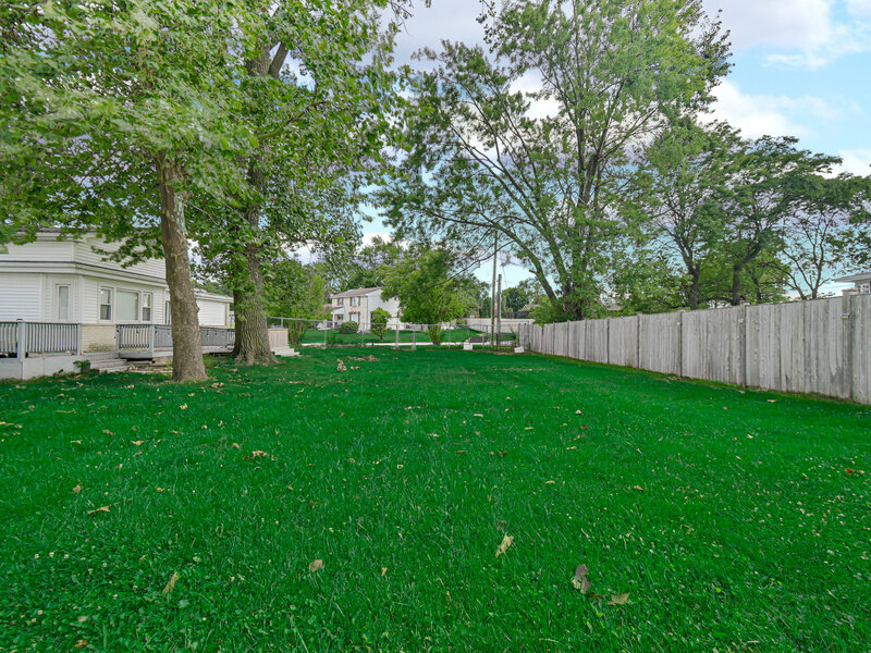 8622 W 90th Place Hickory Hills IL 60457