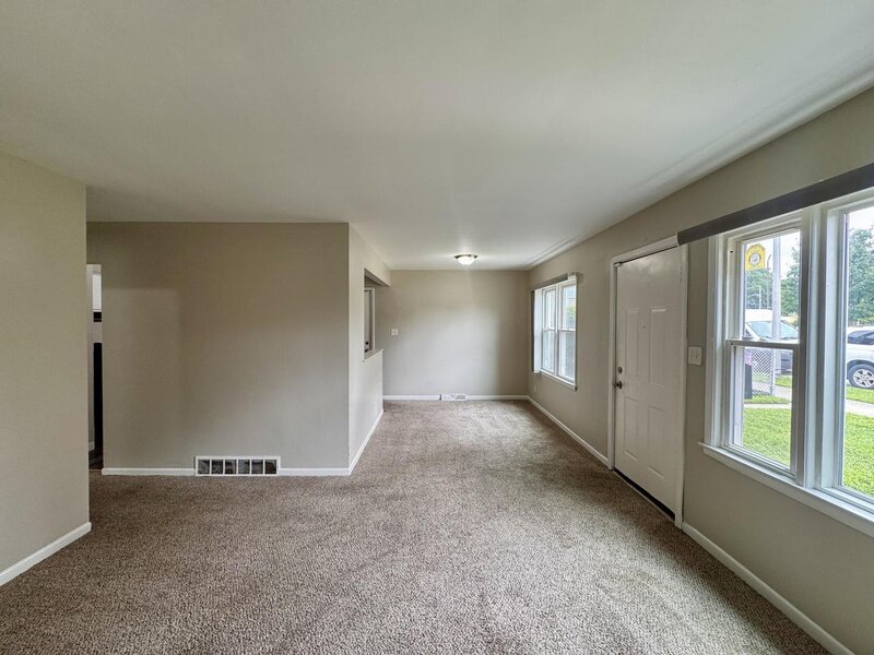 310 155th Place Calumet City IL 60409