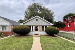 Photo of 310 155th Place Calumet City IL 60409