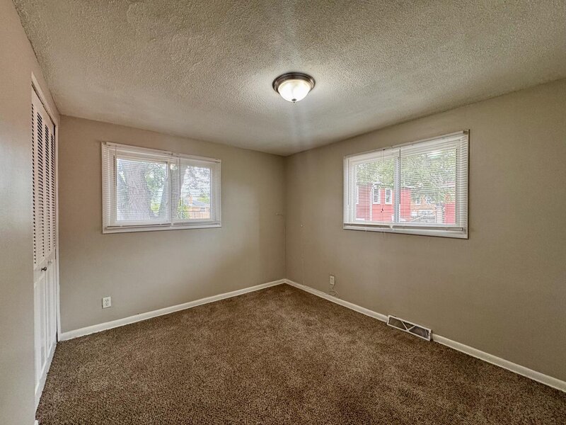 310 155th Place Calumet City IL 60409