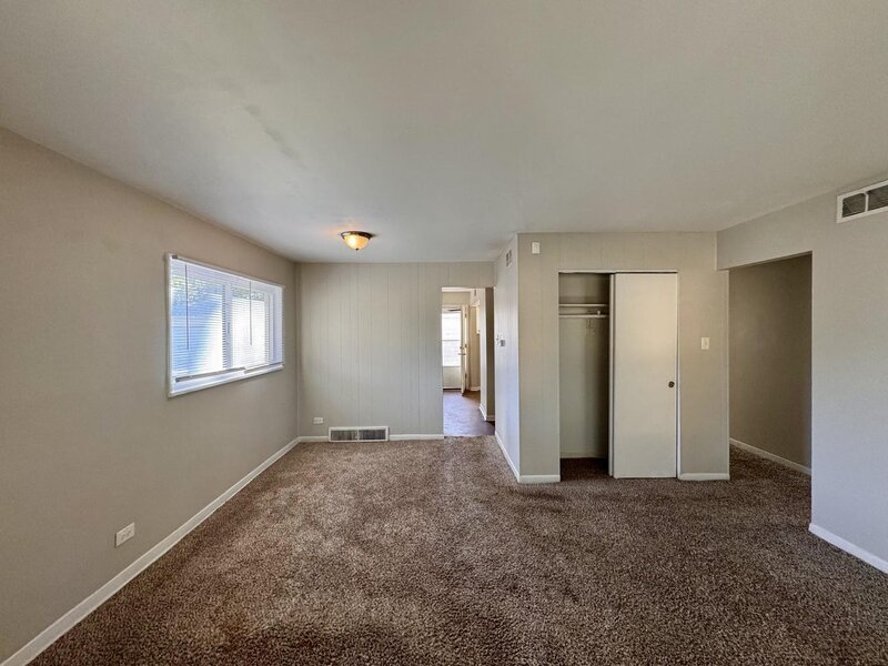 15326 Dorchester Avenue Dolton IL 60419