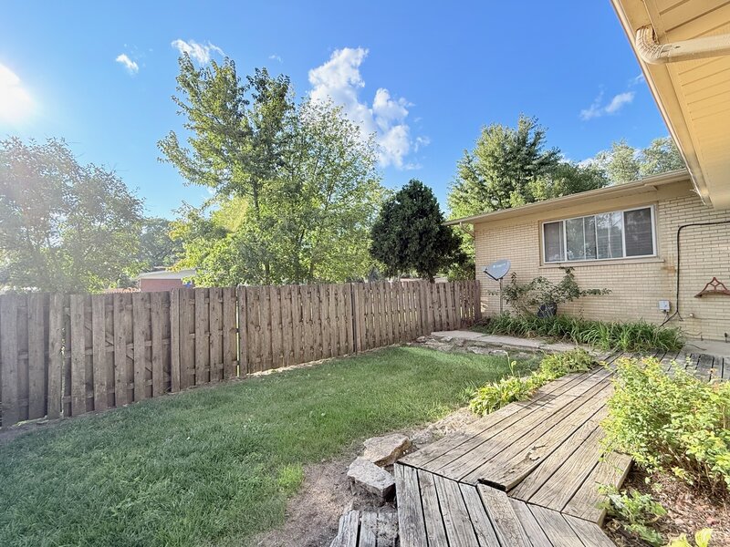 1122 W Iowa Street Glenwood IL 60425