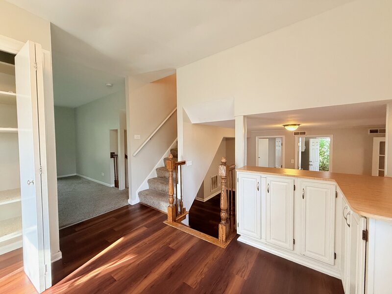1122 W Iowa Street Glenwood IL 60425