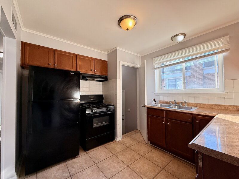 14525 Dobson Avenue Dolton IL 60419