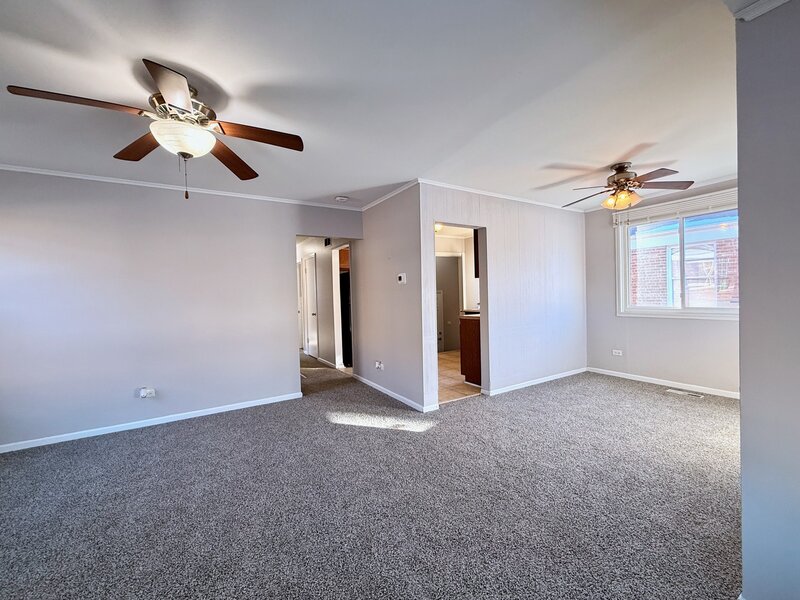 14525 Dobson Avenue Dolton IL 60419