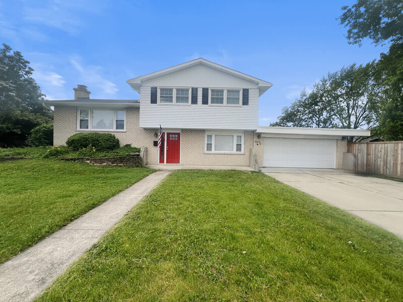 16230 76th Avenue Tinley Park IL 60477