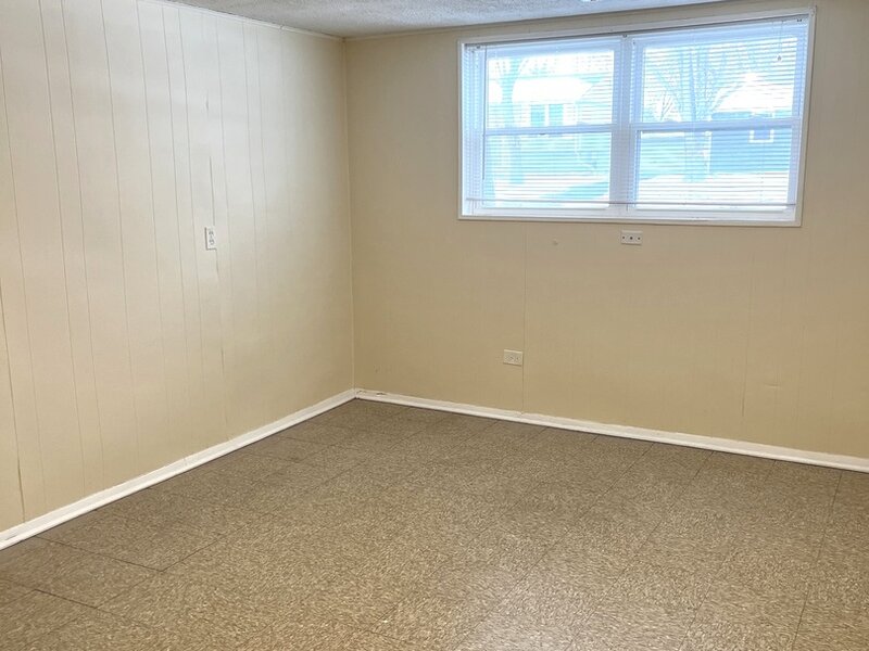 335 E Mulberry Drive Glenwood IL 60425