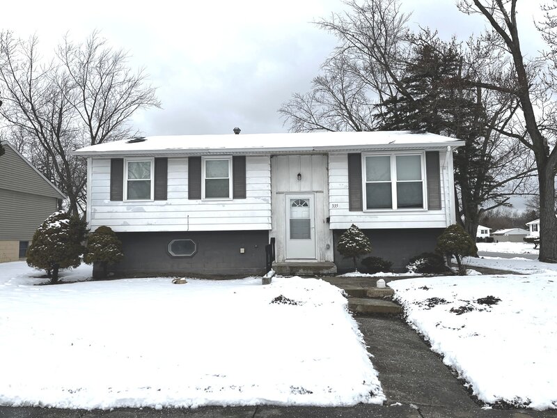 335 E Mulberry Drive Glenwood IL 60425