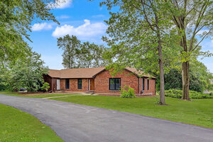 Photo of 15 Turning Shore Drive South Barrington IL 60010