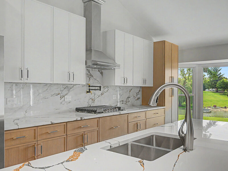 15 Turning Shore Drive South Barrington IL 60010