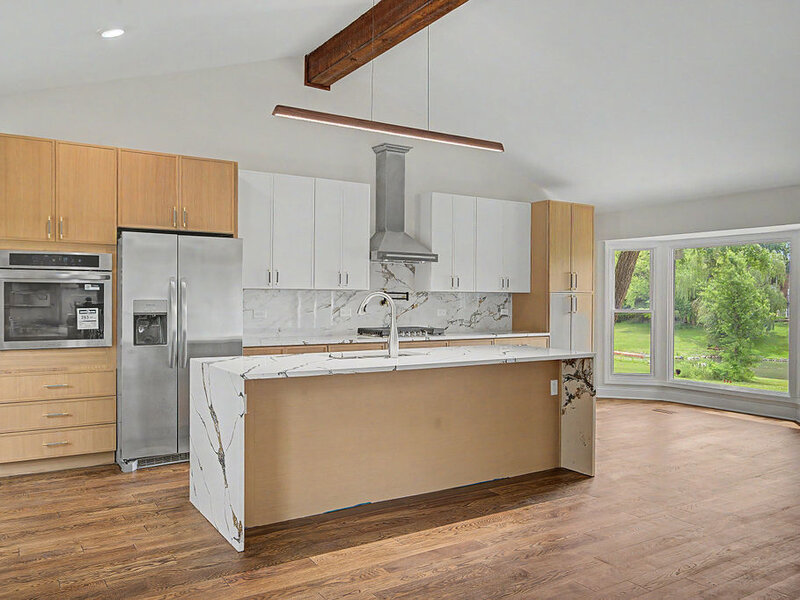 15 Turning Shore Drive South Barrington IL 60010
