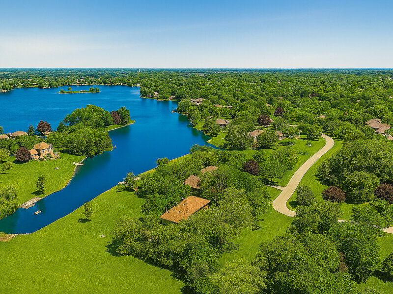 15 Turning Shore Drive South Barrington IL 60010