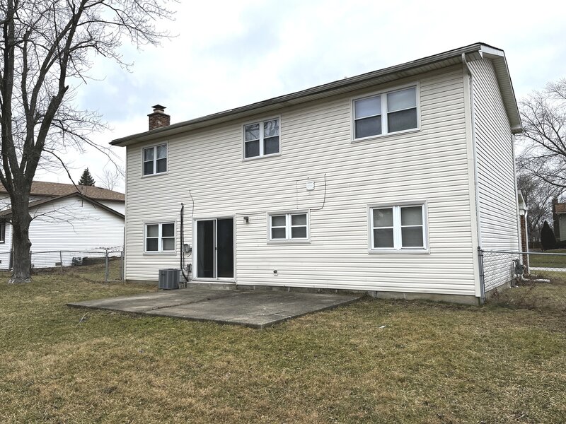 156 Cloverleaf Road Matteson IL 60443