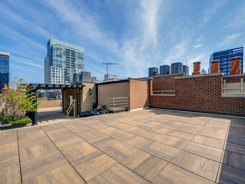 460 W Huron Street Chicago IL 60654