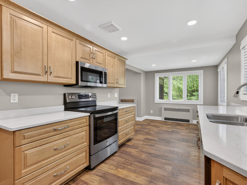 524 E Van Buren Street Ottawa IL 61350