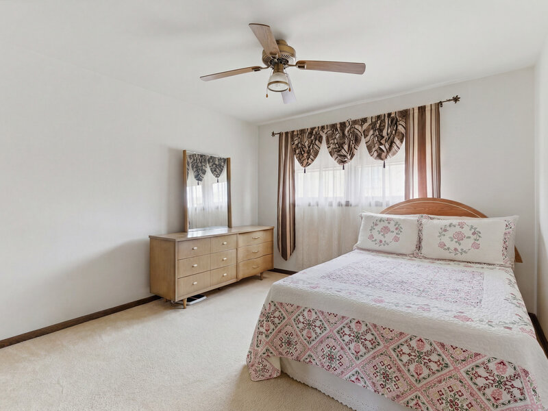 558 Manistee Avenue Calumet City IL 60409