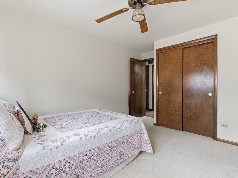 558 Manistee Avenue Calumet City IL 60409