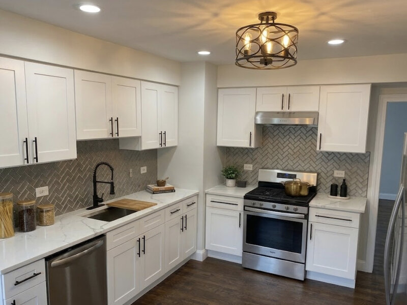 717 Manchester Avenue Westchester IL 60154