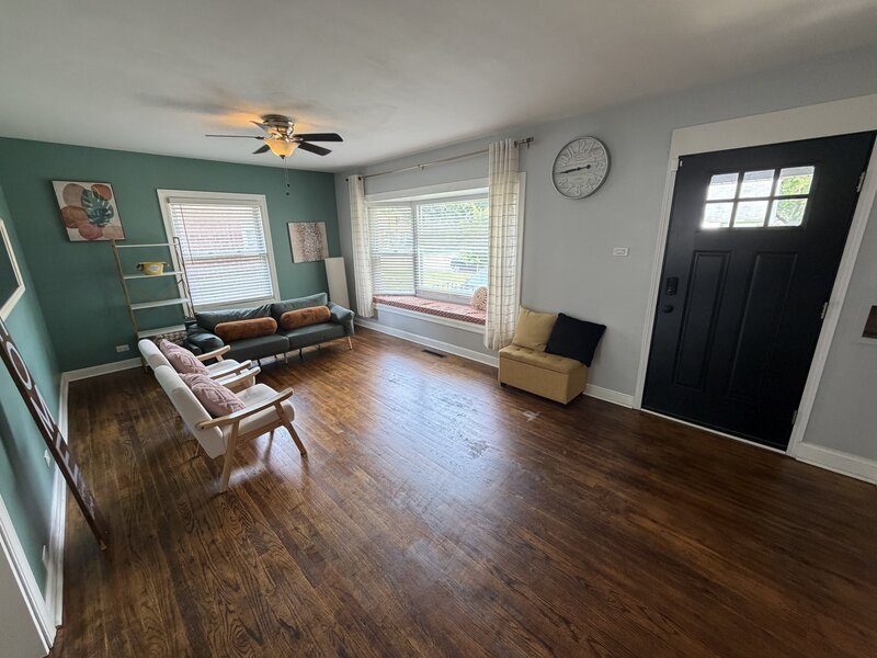 717 Manchester Avenue Westchester IL 60154