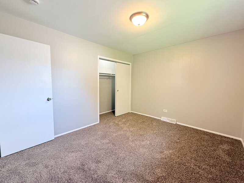 826 Williams Street Calumet City IL 60409