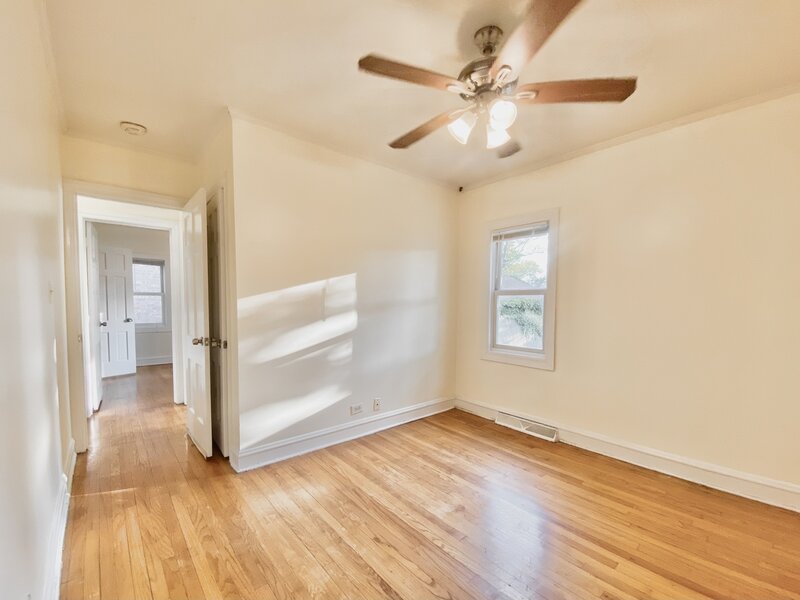 18034 Ridgewood Avenue Lansing IL 60438
