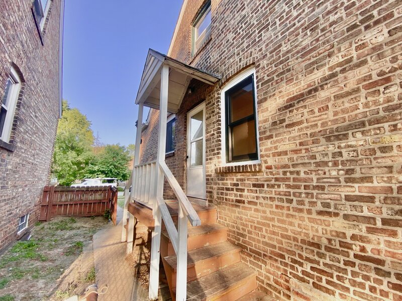 18034 Ridgewood Avenue Lansing IL 60438