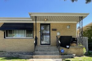 Photo of 443 Mackinaw Avenue Calumet City IL 60409