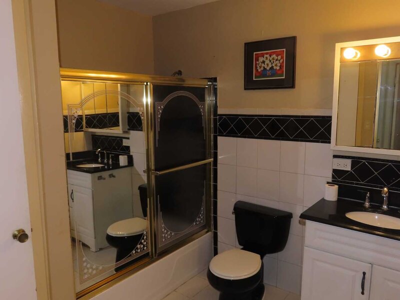 6 E Dundee Quarter Drive Palatine IL 60074