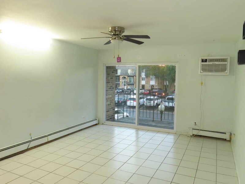 6 E Dundee Quarter Drive Palatine IL 60074