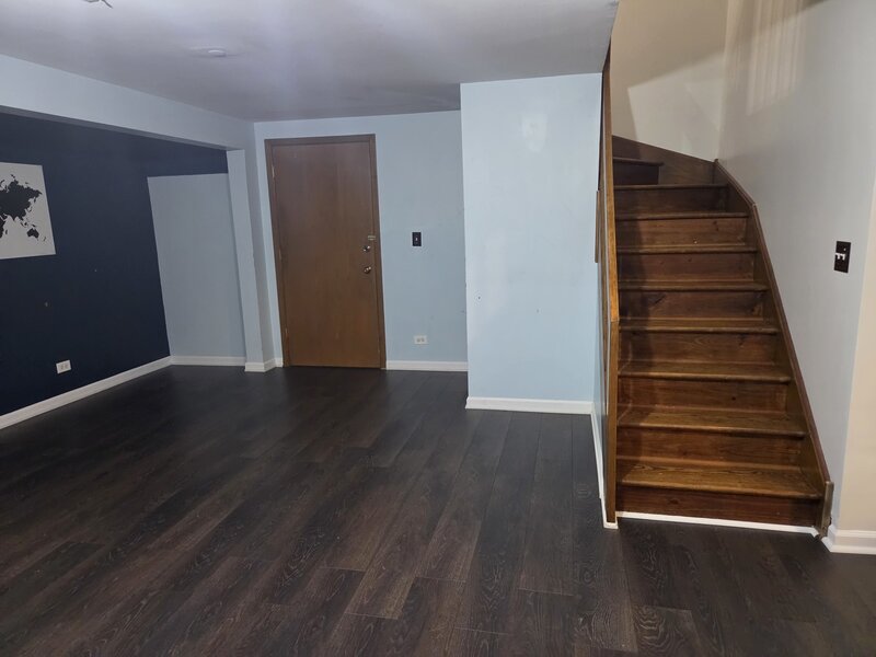 1907 W Golf Road Mount Prospect IL 60056
