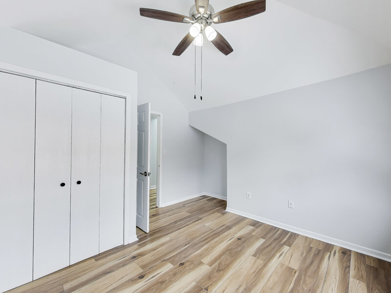 1638 Oakwood Avenue Des Plaines IL 60016
