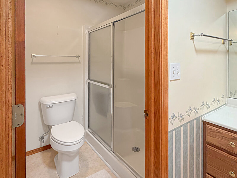1909 Comanche Court Freeport IL 61032