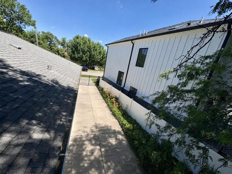 6016 N Ionia Avenue Chicago IL 60646