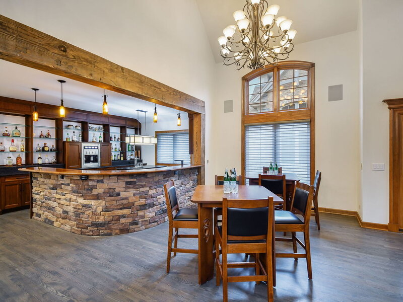 2009 Mackenzie Place Wheaton IL 60187