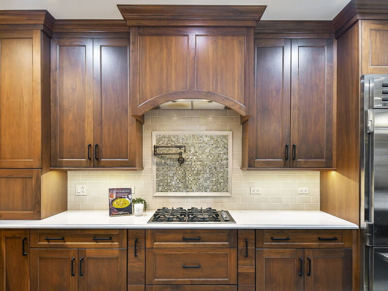 2009 Mackenzie Place Wheaton IL 60187