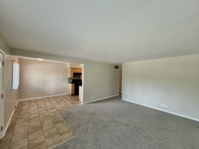606 E 164th Place South Holland IL 60473