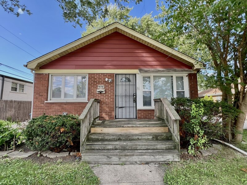 606 E 164th Place South Holland IL 60473