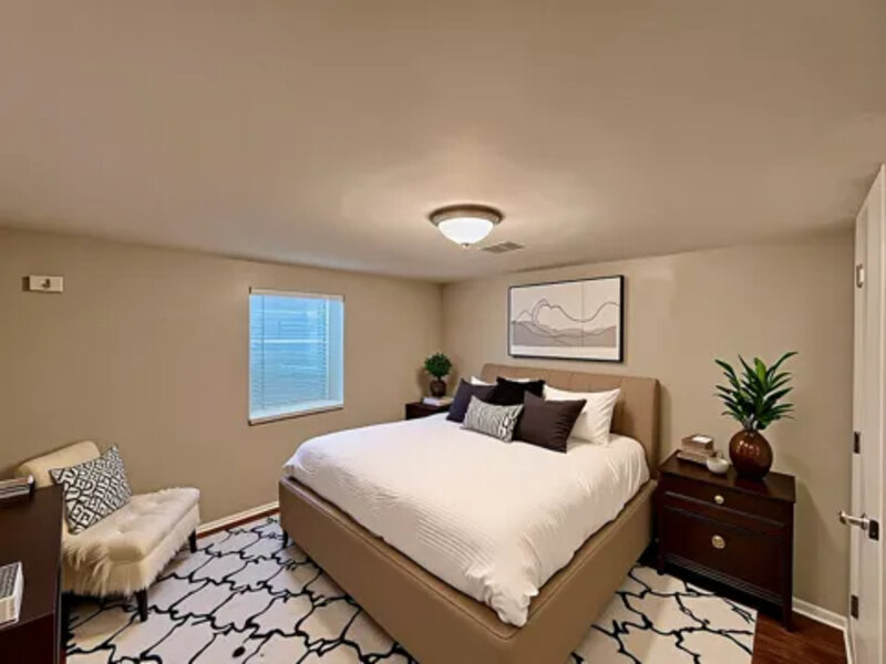 606 E 164th Place South Holland IL 60473