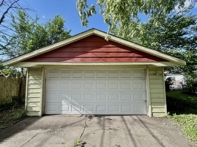 606 E 164th Place South Holland IL 60473