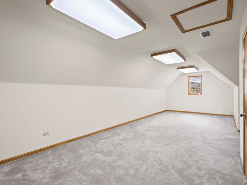 37100 N Thoroughbred Drive Wadsworth IL 60083