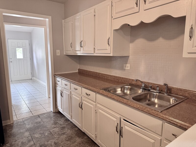 395 166th Street Calumet City IL 60409