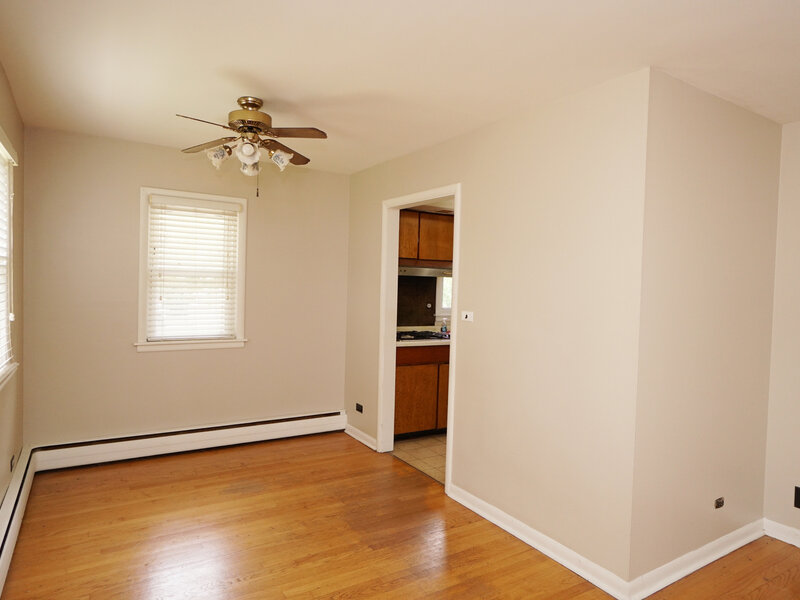 208 N Graylynn Drive Mount Prospect IL 60056