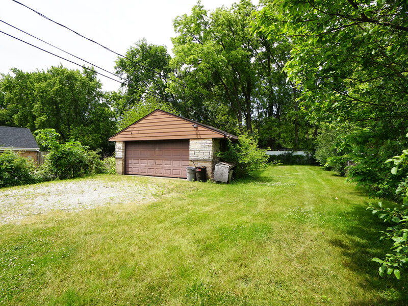 208 N Graylynn Drive Mount Prospect IL 60056