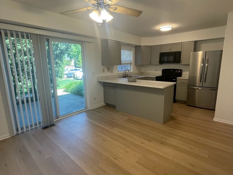 2138 Rugen Road Glenview IL 60026