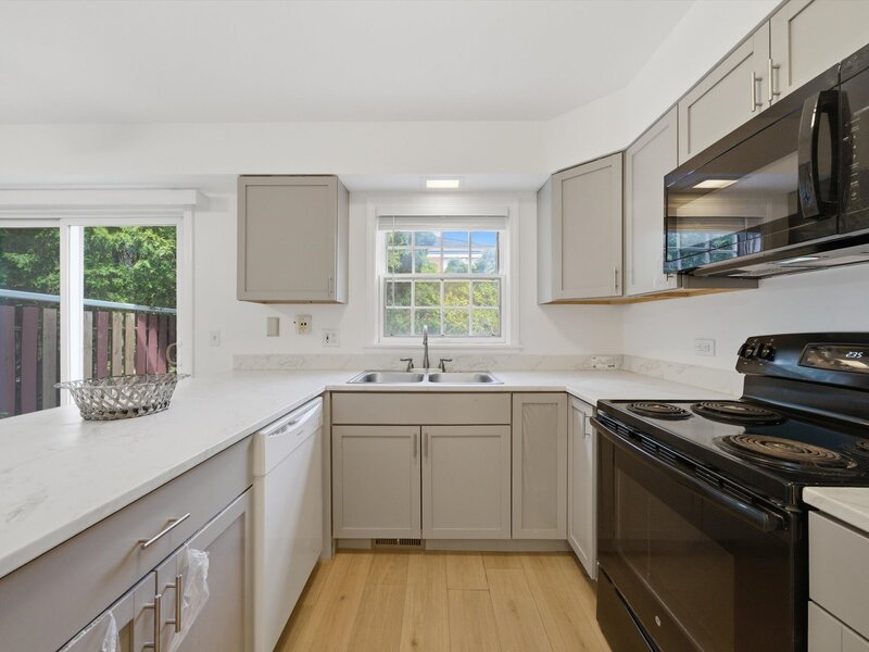 2138 Rugen Road Glenview IL 60026